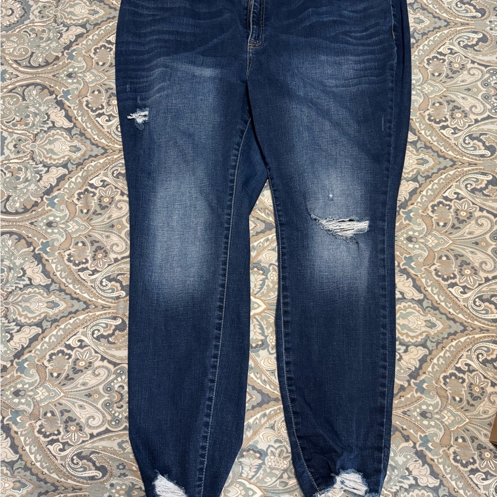 Women's Distressed Blue Jeans